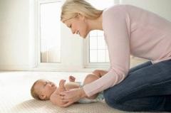 Cele mai frecvente intrebari pe care le pun mamele in primele luni de viata ale copilului. 1