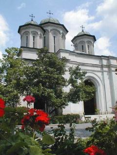 Minunile de la manastirea Radu- Voda 1